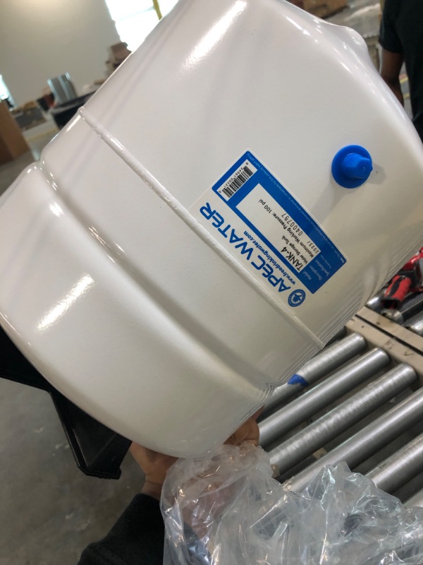 Photo 3 of APEC Water Systems TANK-4 4 Gallon Residential Pre-Pressurized Reverse Osmosis Water Storage Tank