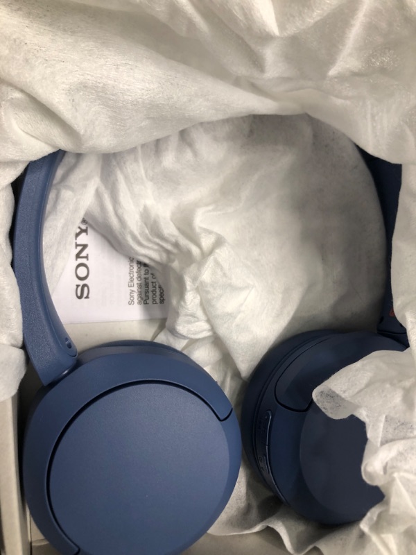 Photo 3 of Sony WH-CH520 Wireless Headphones Bluetooth On-Ear Headset with Microphone, Blue New