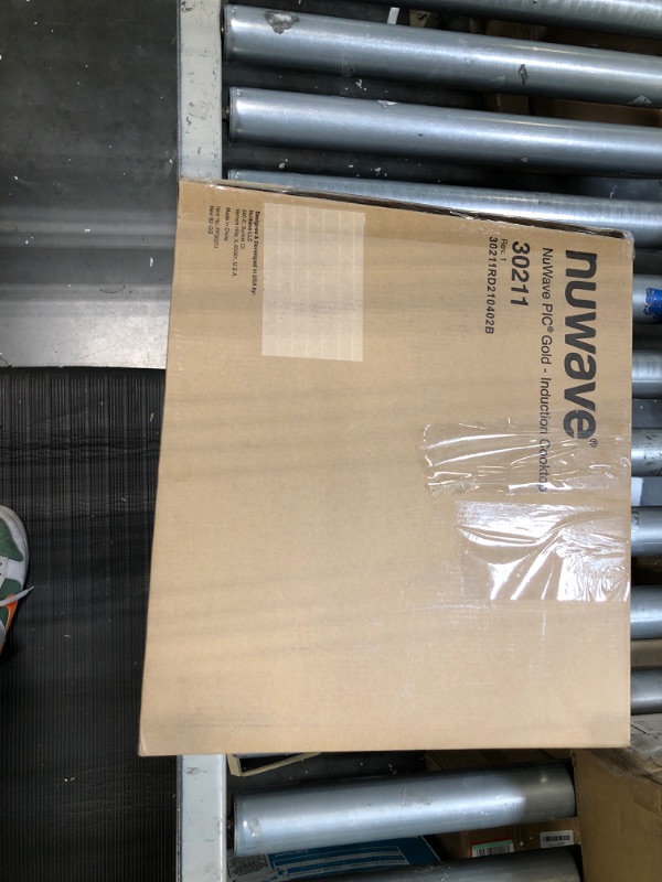 Photo 2 of NUWAVE Gold Precision Induction Cooktop, Portable, Powerful with Large 8” Heating Coil, 100°F to 575°F, 3 Wattage Settings 600, 900, and 1500 Watts, 12” Heat-Resistant Cooking Surface