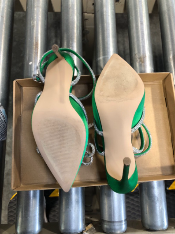 Photo 1 of Steve Madden Women's Viable Pump, Green, Size 6.5W
