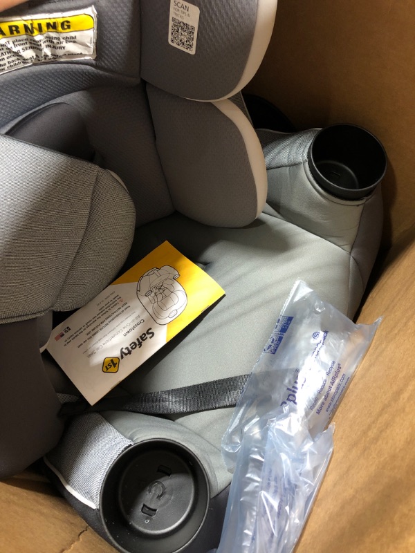 Photo 1 of Safety 1st Crosstown All-in-One Convertible Car Seat, Rear-Facing 5-40 pounds, Forward-Facing 22-65 pounds, and Belt-Positioning Booster 40-100 pounds, Seal