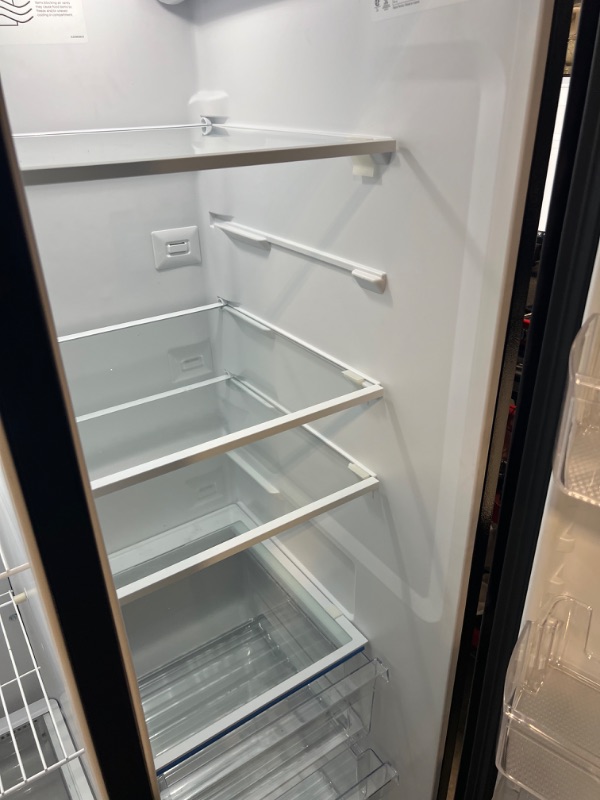 Photo 10 of Frigidaire 25.6 Cu. Ft. 36" Standard Depth Side by Side Refrigerator **** SEE NOTES ****