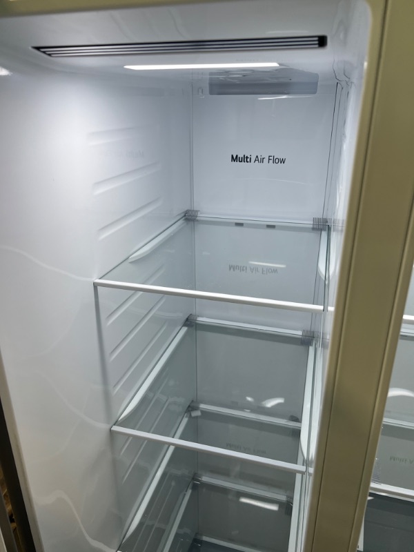 Photo 4 of LG 27 cu. ft. Side-By-Side Door-in-Door® Refrigerator with Craft Ice™
