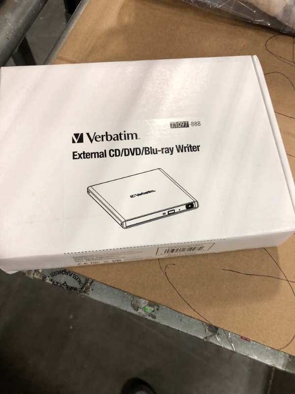 Photo 4 of Verbatim External CD DVD Blu-ray Writer USB 3.0 M-Disc Ready - Movie playback requires playback software (not included) CD/DVD/Blu-Ray USB 3.2