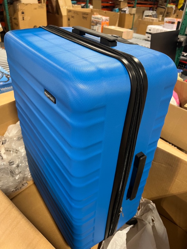 Photo 4 of 27 in Amazon Basics Suit Case Blue