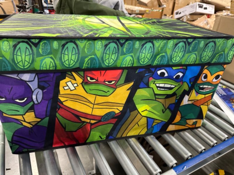 Photo 4 of Idea Nuova Teenage Mutant Ninja Turtles Collapsible Children’s Toy Trunk, Durable with Lid, Ninja Turtles - Green (NN340698) Ninja Turtles / Green