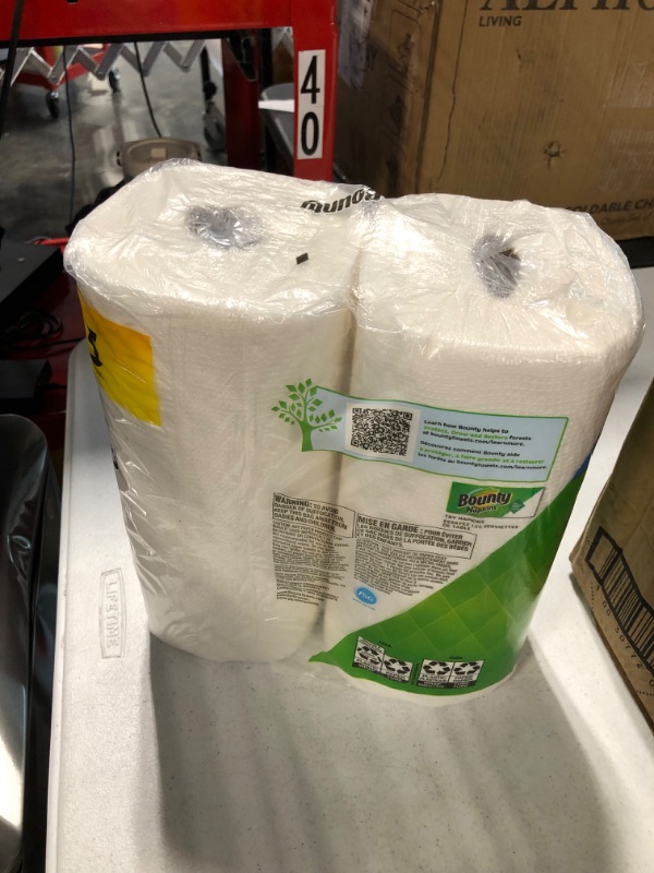 Photo 1 of Bounty Select-A-Size Paper Towels, White, 2 Double Plus Rolls = 5 Regular Rolls