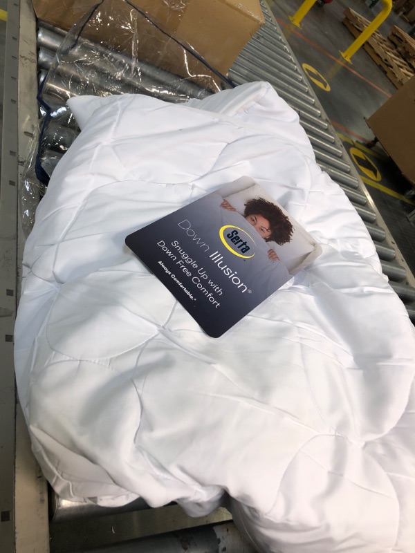 Photo 1 of  
Serta Air Dry Extra Comfort Microfiber Fill Cooling Fitted Mattress Pad Cover, Queen, White