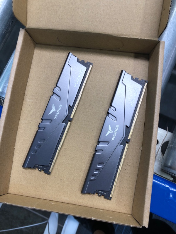 Photo 1 of TEAMGROUP T-Force Vulcan Z DDR4 16GB Kit (2x8GB) 3200MHz (PC4-25600) CL16 Desktop Memory Module Ram Black - TLZBD416G3200HC16FDC01
