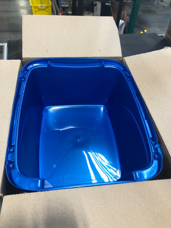 Photo 3 of Enclosed Cat Pan Size: Extra Large (18" H x 17.5" W x 21.5" D)