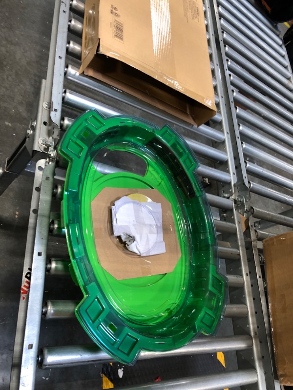 Photo 1 of BEYBLADE Burst QuadDrive Interstellar Drop Battle Set, Set Stadium