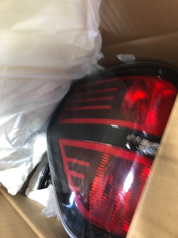 Photo 2 of Nilight Taillight Assembly for 2009 2010 2011 2012 2013 2014 Ford F-150 F150 Pickup Truck Taillight Rear Lamp Replacement OE Style Red Housing Driver Side and Passenger side Tail lamp, 2 Year Warranty Red Pair of Driver and Passenger Side