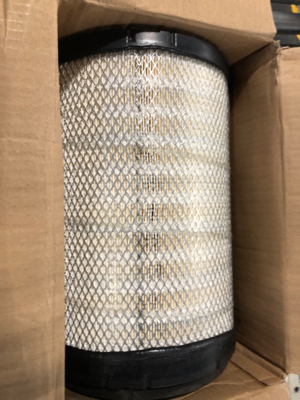 Photo 3 of Luberfiner LAF9099 Radial Heavy Duty Air Filter Fits Select for IHC Medium Duty Trucks (IHC 353 2799 C1) (For Sec. air use LAF9102)