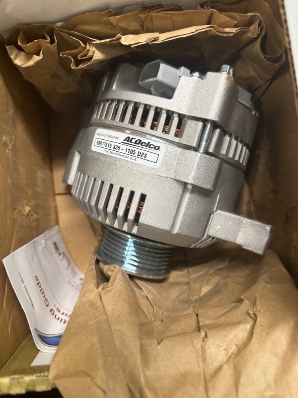 Photo 3 of ACDelco Gold 335-1105 Alternator