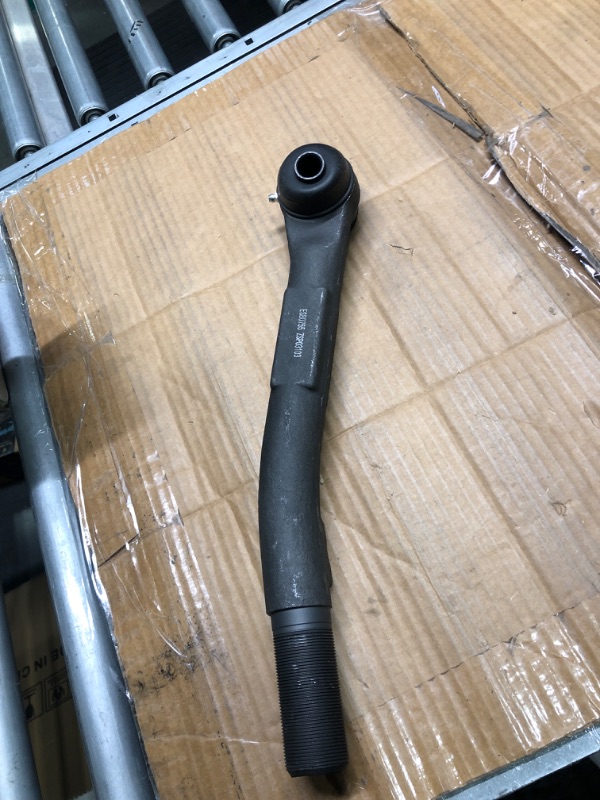 Photo 3 of Detroit Axle - 4WD Front Right Outer Tie Rod for 2005-2020 Ford F-250 F-350 Super Duty Passenger Side Outer Tie Rod End Replacement