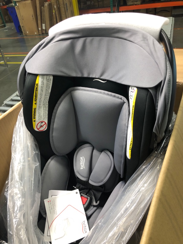 Photo 4 of Britax Willow S Infant Car Seat with Alpine Base, ClickTight Technology, Rear Facing Car Seat with RightSize System, Graphite Onyx