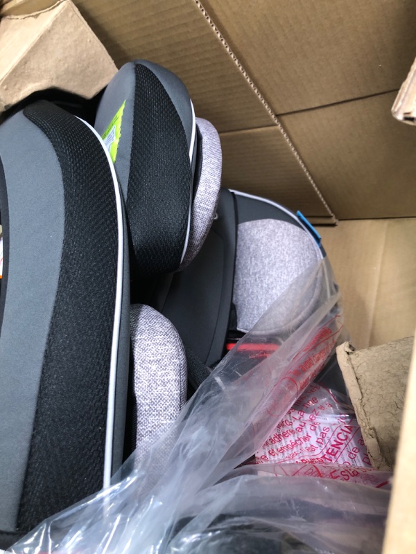 Photo 1 of Graco - Slimfit All-in-One Convertible Car Seat, Darcie