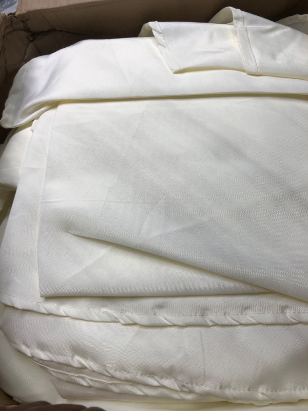 Photo 1 of 6 Pack Ivory Round Tablecloths 120 Inch - Circle Bulk Linen Polyester Fabric Washable Table Clothes Cover for Wedding Reception Banquet Party Buffet Restaurant Ivory 120 In, 6 Pack