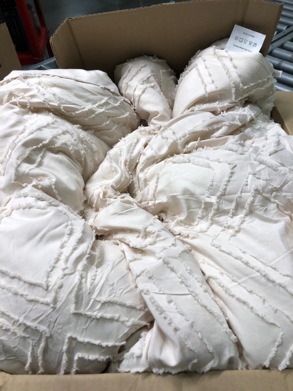 Photo 3 of ***COMFORTER ONLY*** Oli Anderson Beige Queen Comforter Bedding  Queen , Boho Shabby Chic Comforter 