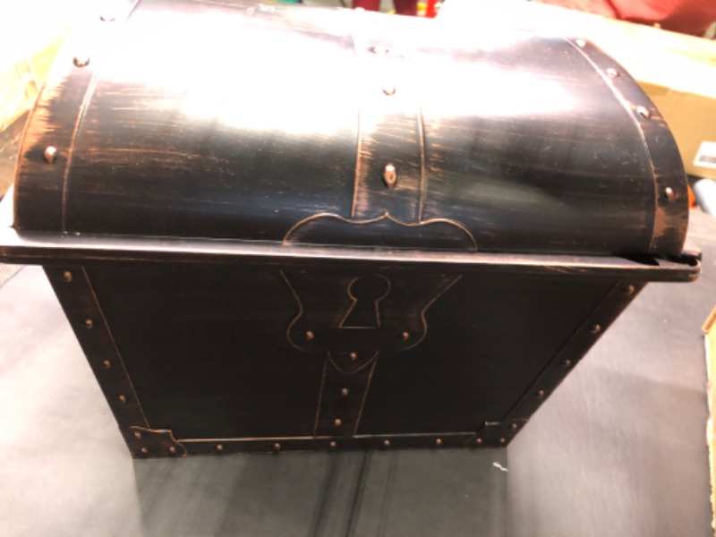 Photo 1 of Teacher Created Resources Large Plastic Treasure Chest Classroom Rewards Pirate Party Goody Box (TCR8759)
