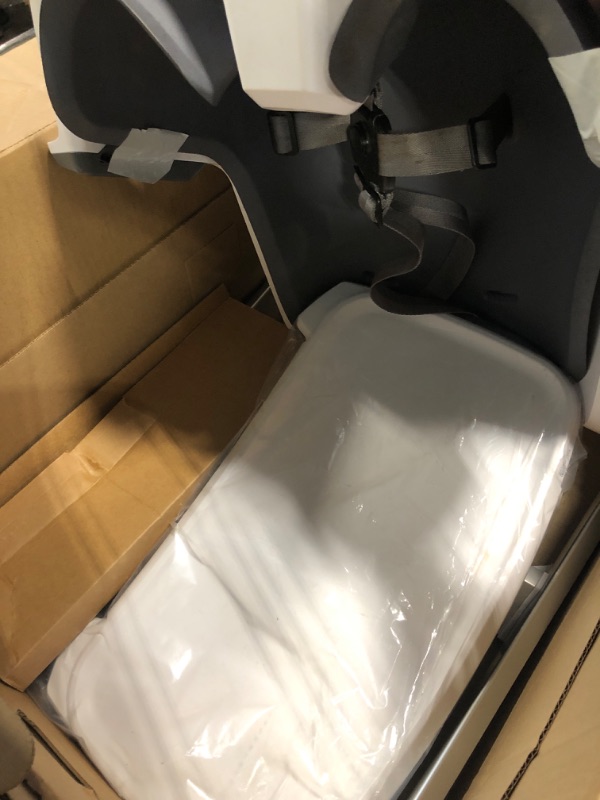 Photo 1 of 4moms Connect high Chair | Baby High Chair with One-Handed, Magnetic Tray Attachment | Grow-with-Me | from The Makers of The mamaRoo | White/Grey