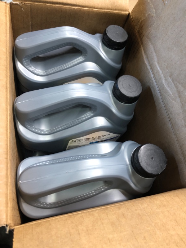 Photo 1 of Shell Rotella T5 Synthetic Blend 10W-30 Diesel Engine Oil (1-Gallon, Case of 3) 3-Pack 1 Gallon 10W-30