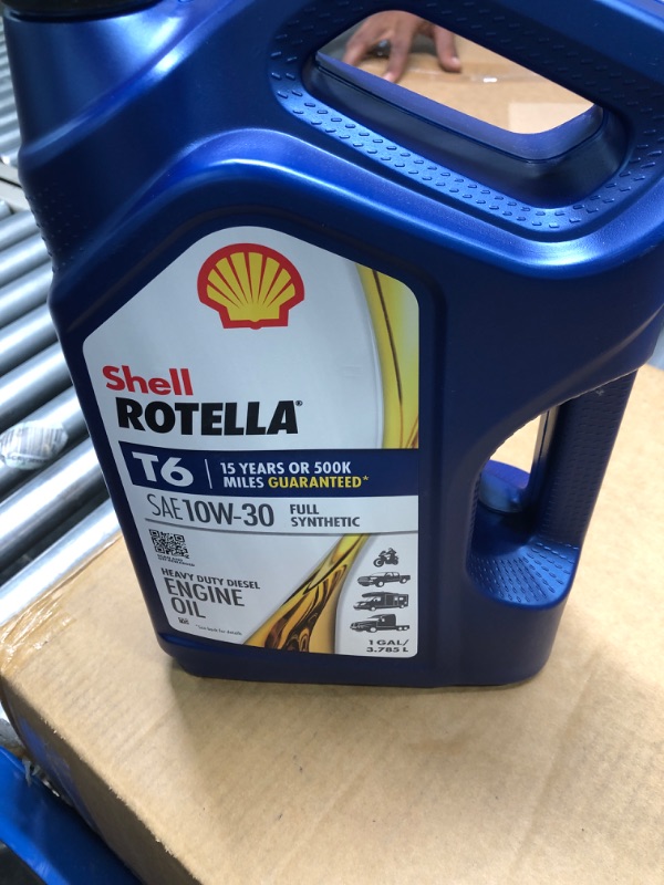 Photo 2 of Shell Rotella T6 Full Synthetic 10W-30 Engine Oil (1-Gallon, Single Pack) 1 Gallon 1-Pack 10W-30