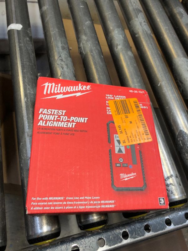 Photo 3 of Milwaukee 48-35-1211 LED 165 ft. Laser Line Detector