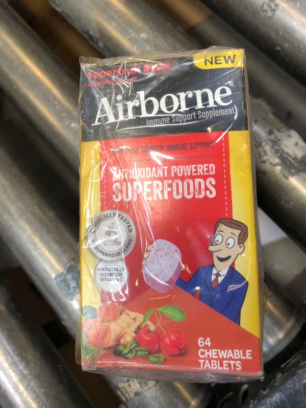 Photo 2 of Airborne Naturally Sourced Vitamin C (Acerola Cherries) Chewable Tablets + A Blend of 7 Antioxidant Powered Superfoods Including Kale & Blueberry - 64 Chewable Tablets, Superfruit Blast Flavor