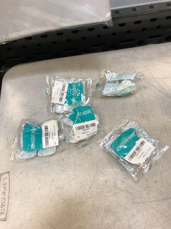 Photo 1 of ( PACK OF 5 ) UNISYESONE Utility Hooks
