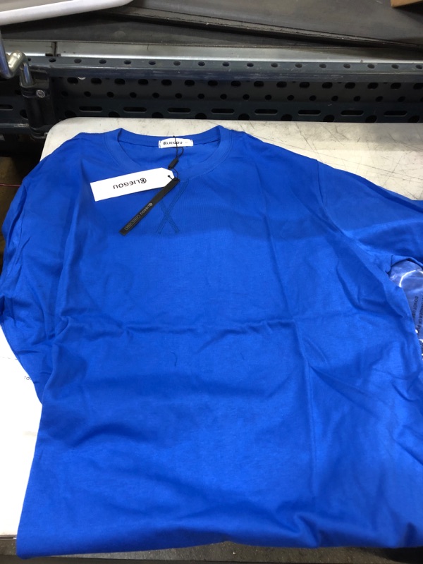 Photo 1 of  MENS BLUE BASIC SHIRT ( SIZE: XL) 