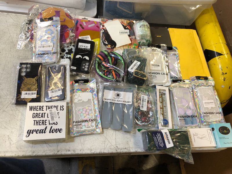 Photo 1 of 25 PCS MISC. ITEMS BAG LOT