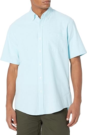 Photo 1 of Amazon Essentials Men's Regular-Fit Short-Sleeve Pocket Oxford Shirt XL
