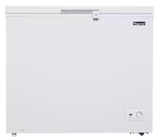 Photo 1 of (PARTS ONLY!!!)Magic Chef
8.7 cu. ft. Manual Defrost Chest Freezer in White - multiple scratches/darkness 