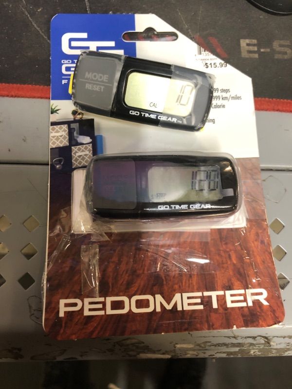 Photo 2 of 2- Go Time Gear Pedometer Steps, Mileage , Timer,calories Burned Easy Clip
