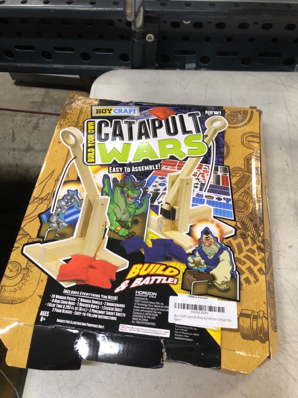 Photo 1 of Boy Craft Catapult Wars by Horizon Group USA