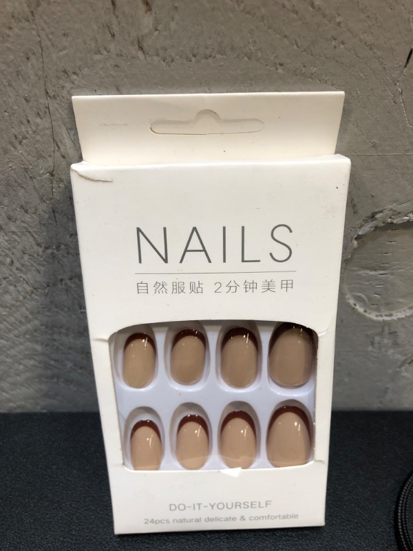 Photo 1 of  packs of press on nails