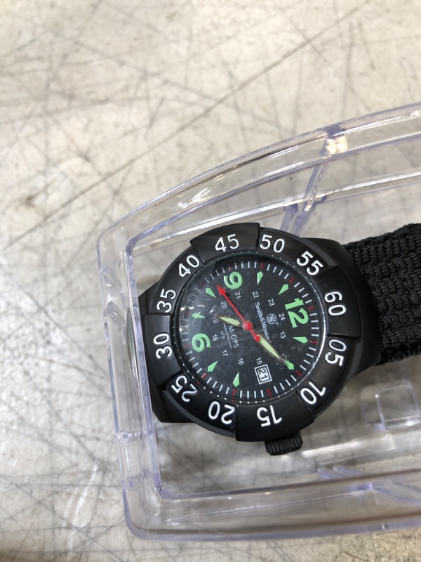 Photo 4 of Smith & Wesson Extreme Ops Field Watch Black (SWW-W-HF14-R) (new ,needs battery) (protective peel on) 
