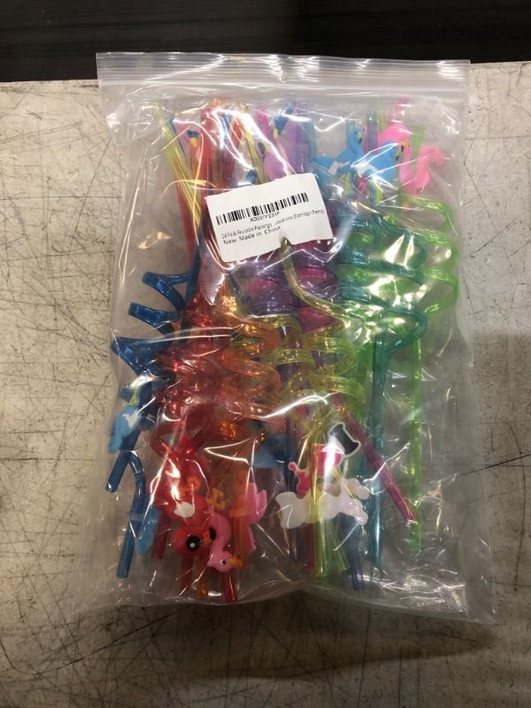 Photo 1 of 24 Pieces Flamingo Straws Reusable Flamingo Party Supplies Luau Hawaiian Pool Straws Hawaiian Party Favors Long Plastic Decorative Drinking Straws for Birthday Party Table Decorations(Flamingo)
