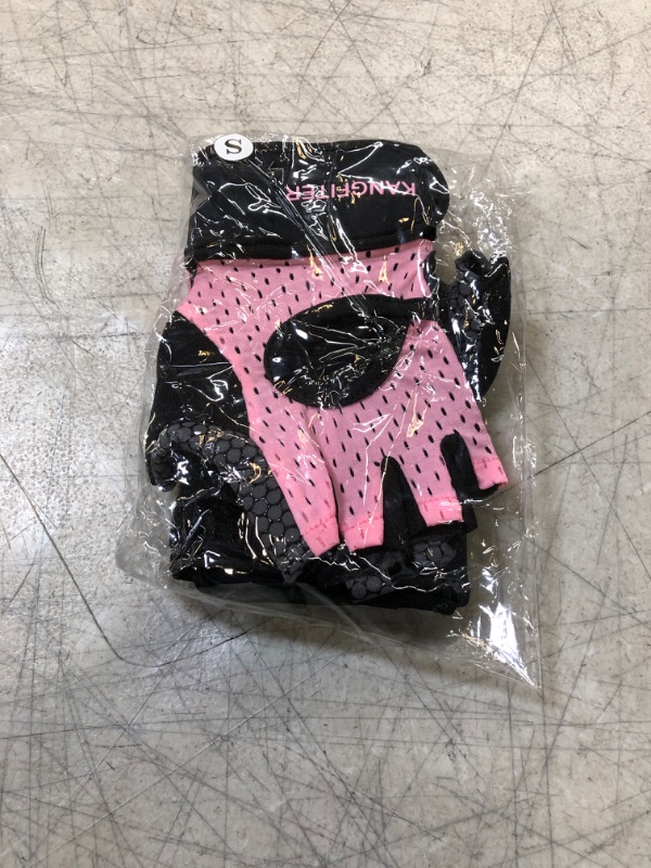Photo 1 of BREATHABLE WOMENS GLOVES (PINK AND BLACK)
SIZE SMALL 
