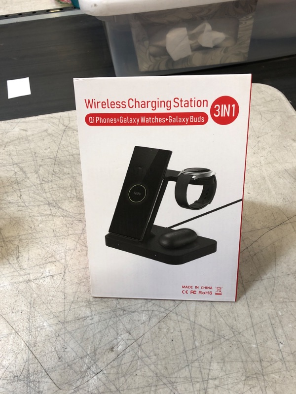 Photo 1 of 3 IN 1 WIRELESS CHARGING STATION 