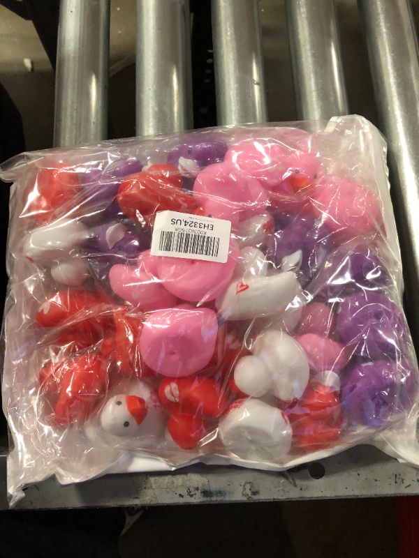 Photo 1 of 24 Pcs Valentine Rubber Duckies Bulk 2 Inch Mini Love Heart Holiday Ducks Novelty Pink Red Bath Toys for Boys Girls Valentine's Day Party Favors Classroom Goodie Bag Fillers (Heart Style)