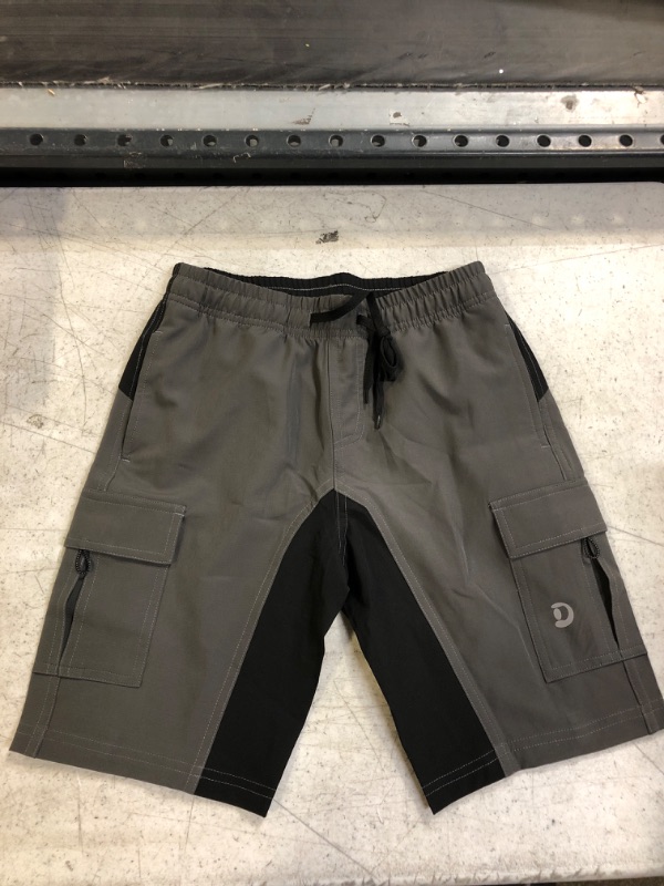 Photo 1 of Boy's Dizoboee Cargo Shorts -- Size Small