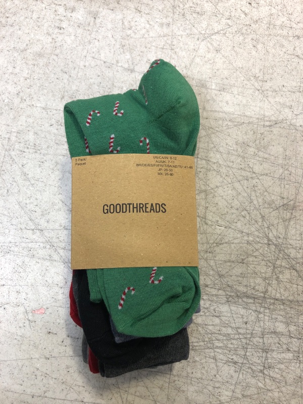 Photo 1 of 5 Pack Christmas Socks 8-12