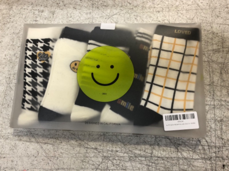 Photo 2 of AMYETAILEEN Smile Crew Women 5pairs Socks - Checkered Happy Neutral Girls Fun Warm Cozy cotton Casual Fuzzy Canvas
