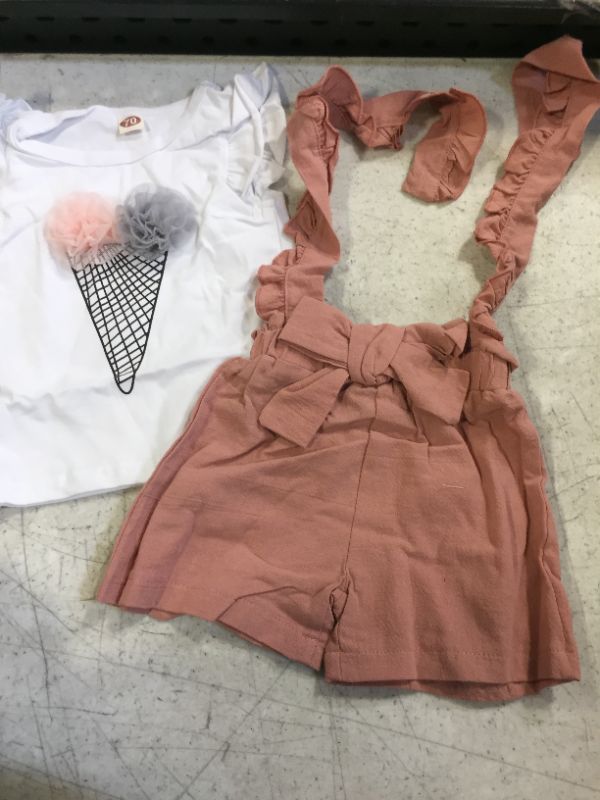 Photo 1 of GIRLS OUTFIT SET SIZE 70