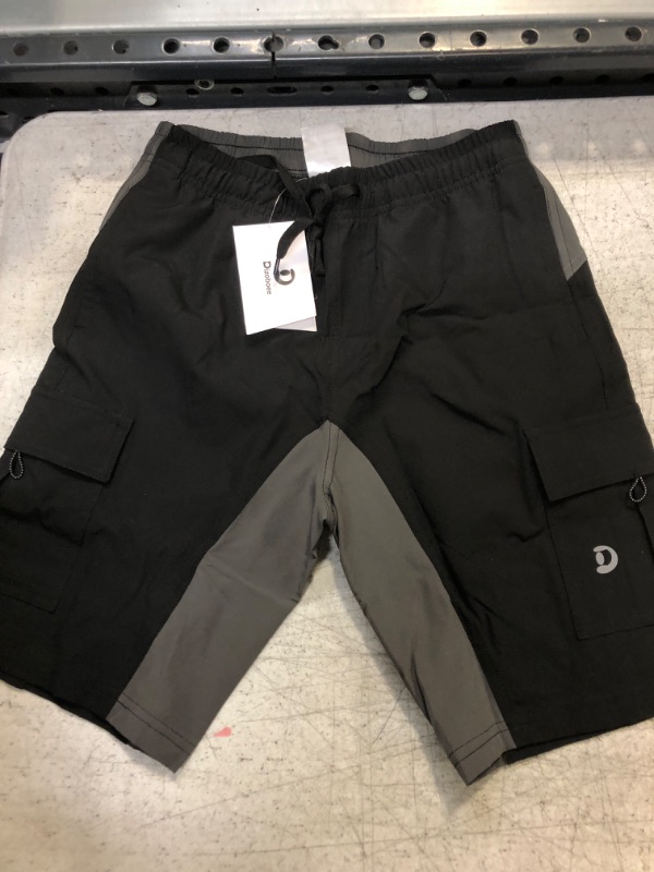 Photo 1 of Boys Black/Grey Cargo Shorts Medium 