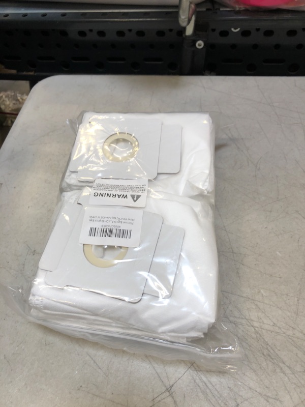 Photo 1 of 14 Pack i7 Vacuum bags Compatible with iRobot Roomba Bags i & s & j Series i3 i3+ / i4 i4+ / i6 i6+ / i7 i7+ j7 j7+/ i8+/ S9 S9+Vacuum Cleaners Automatic Dirt Disposal Bags.
