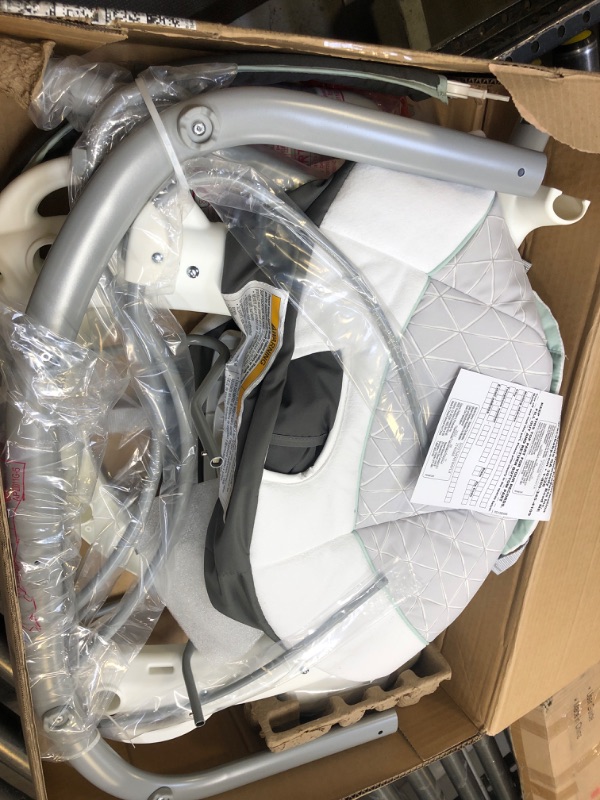 Photo 1 of Graco Soothe 'n Sway LX Swing with Portable Bouncer, Derby