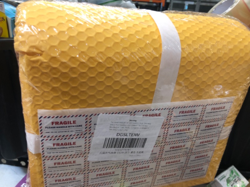 Photo 2 of DGSLTENV 13x10" Side-Opening Yellow Hexagon Bubble Mailers (25-Pack) 13x10" 25PCS